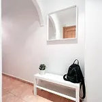 En